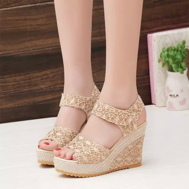  Flat bottom high heel sandals