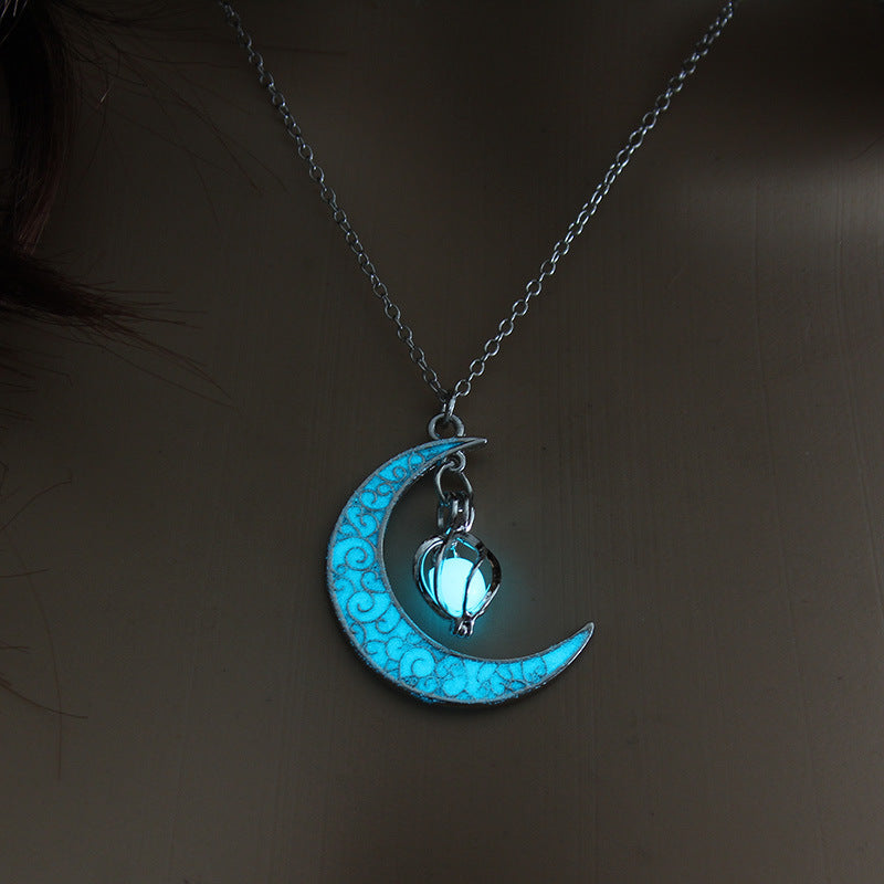 Glowing_Pendant_Necklaces